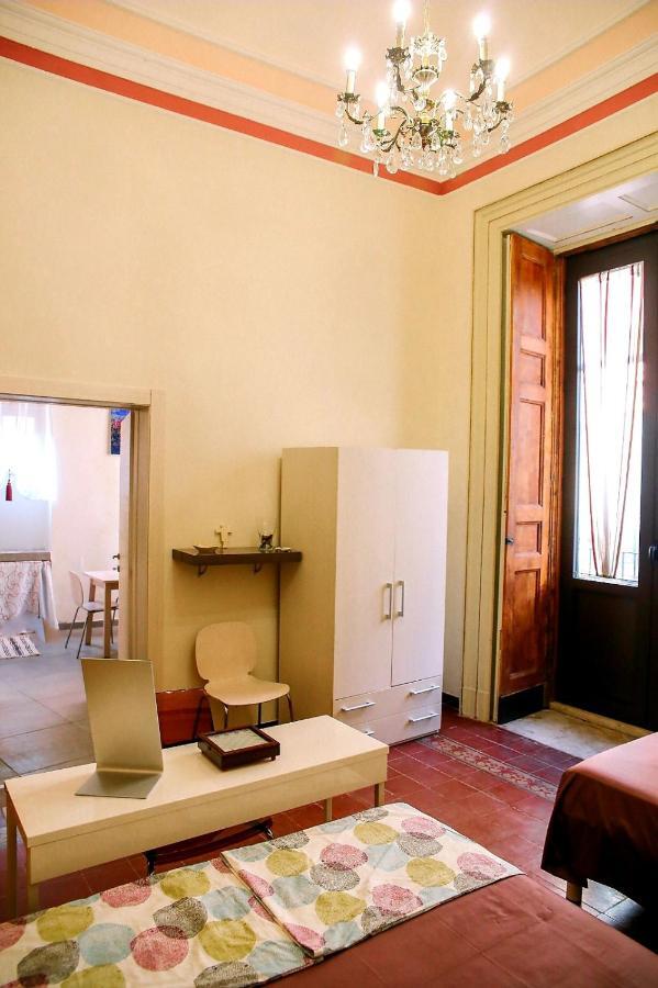 Center Street Apartment คาตาเนีย ภายนอก รูปภาพ